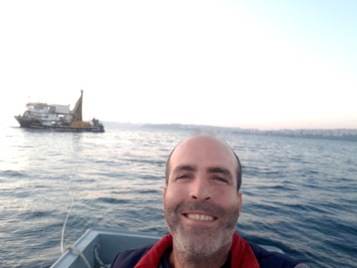 Karadeniz\'de hamsi yüzleri güldürüyor