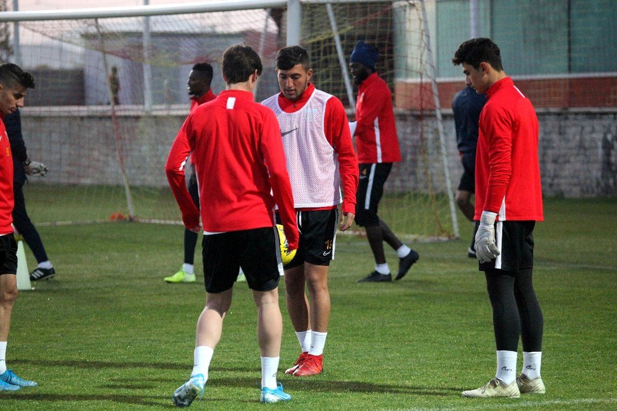 Kayserispor, Sivasspor maçının hazırlıklarını sürdürdü