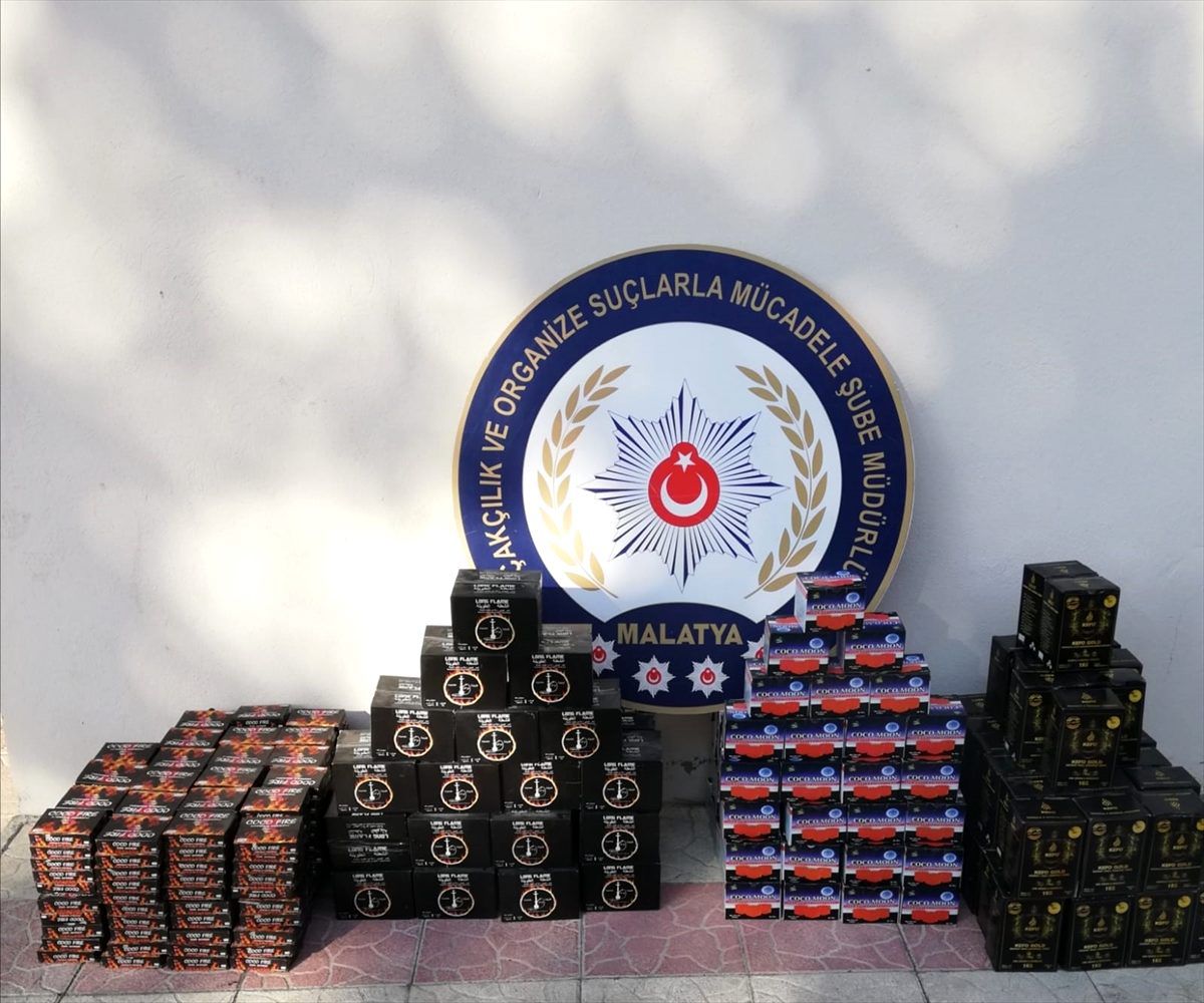 Malatya\'da 178 kilogram gümrük kaçağı nargile kömürü ele geçirildi