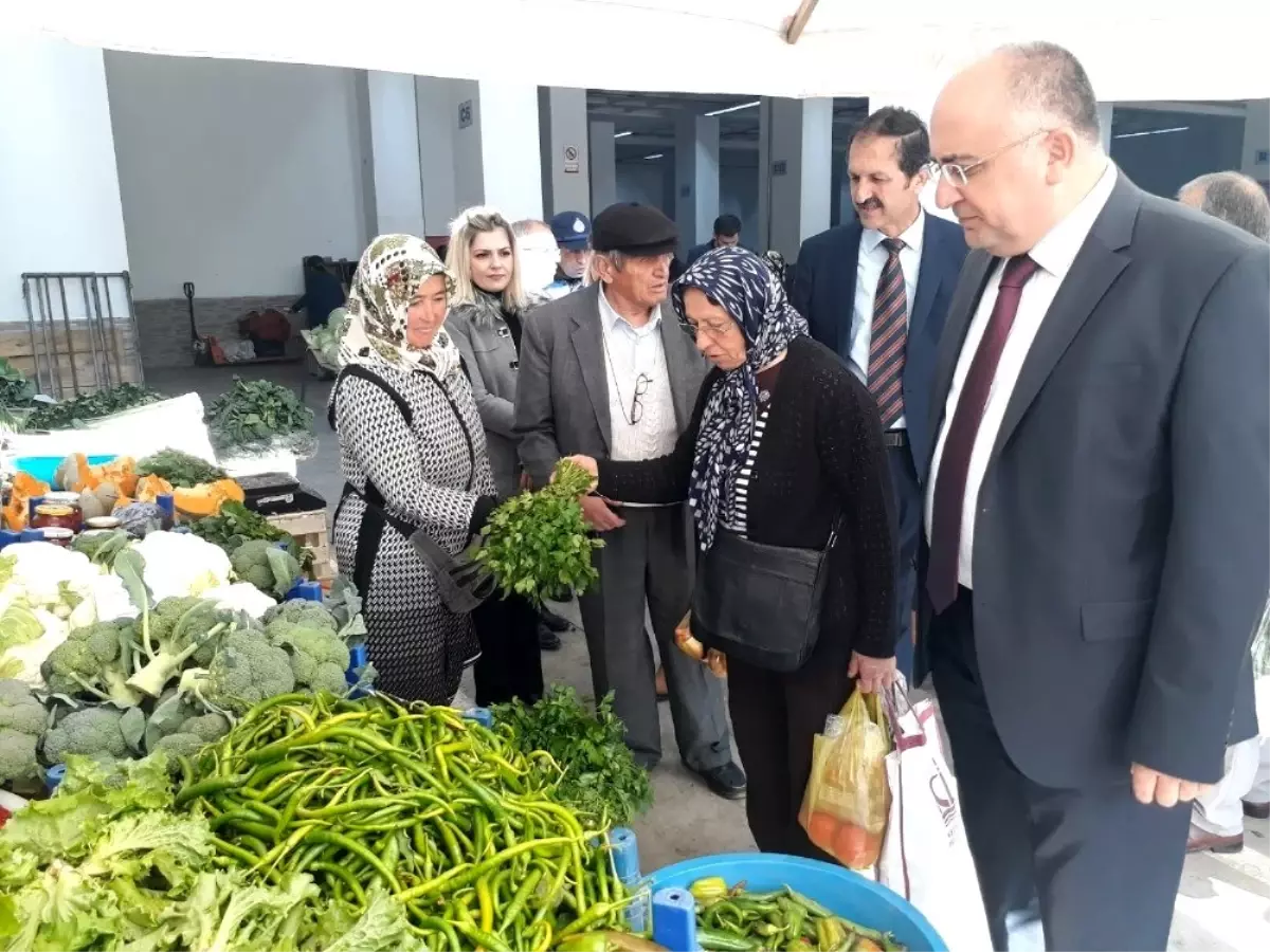 Niksar\'ın yeni kaymakamı pazar esnafını gezdi