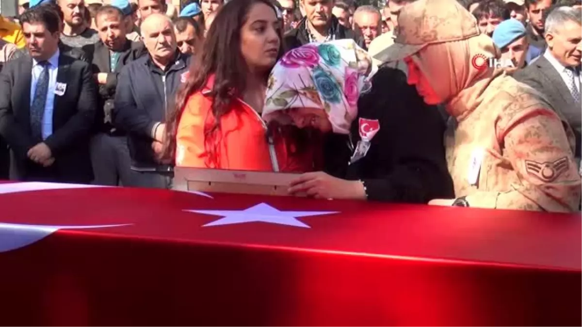 Şehidin vasiyetine hemşehrileri sahip çıktı