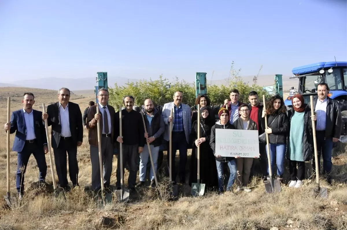 Selçuk\'ta "Engelli Öğrenci Birimi Hatıra Ormanı" oluşturuldu