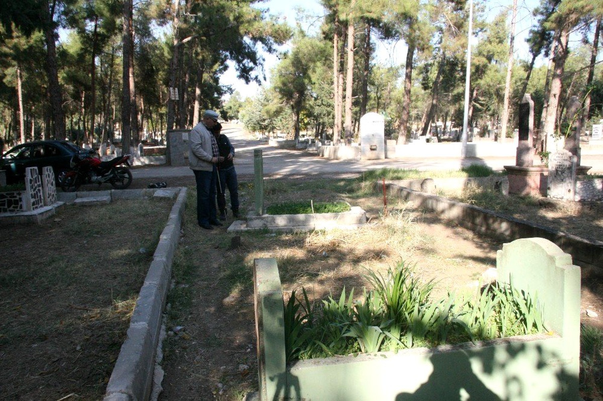 Tarihi şehitliğe Vali Soytürk sahip çıktı