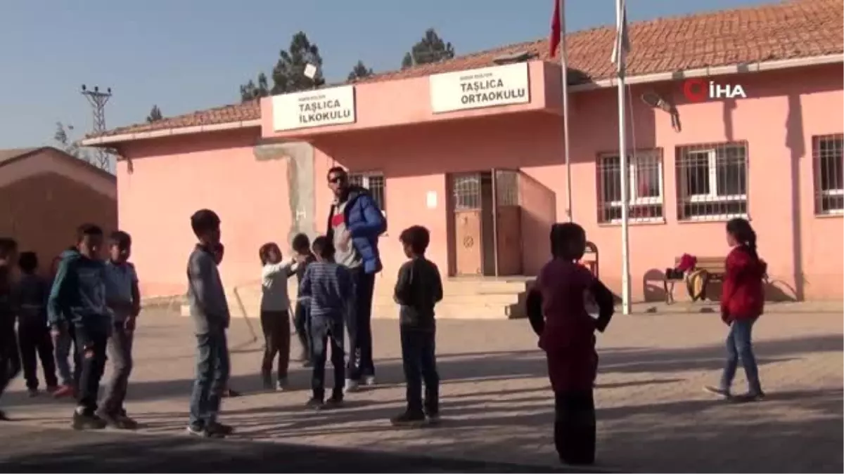 Terör saldırısına uğrayan Taşlıca köyünde telafi eğitimi başladı