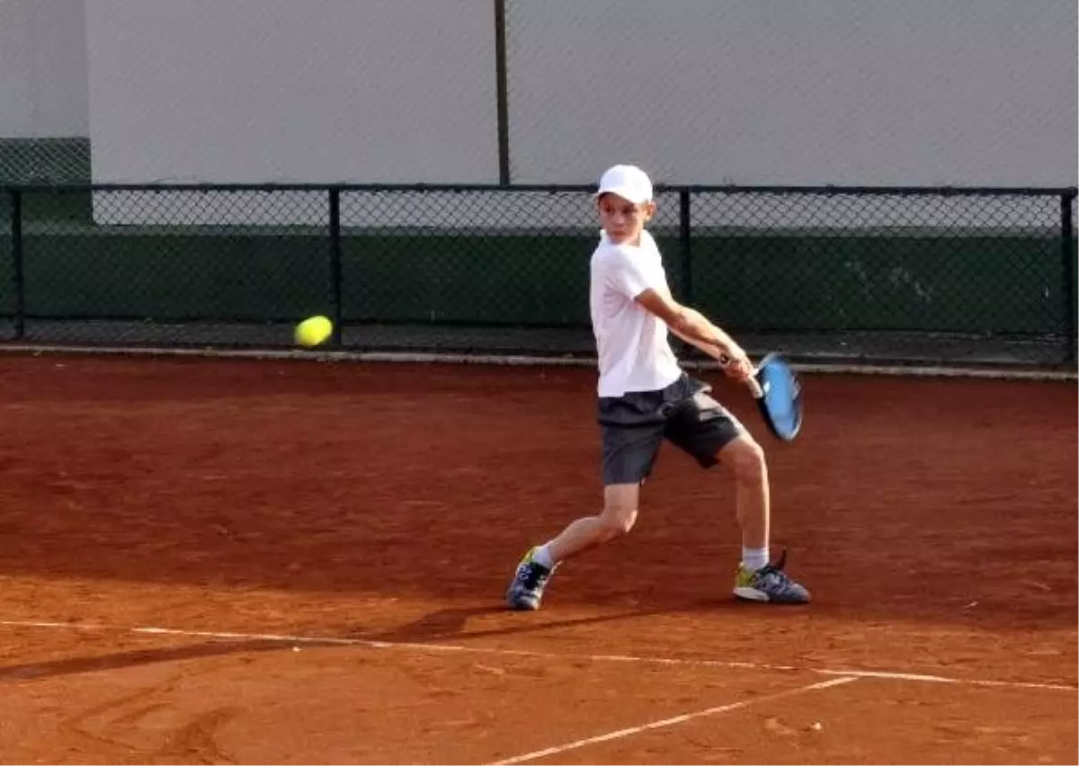 Avrupa Junior Tenis Turnuvası başladı