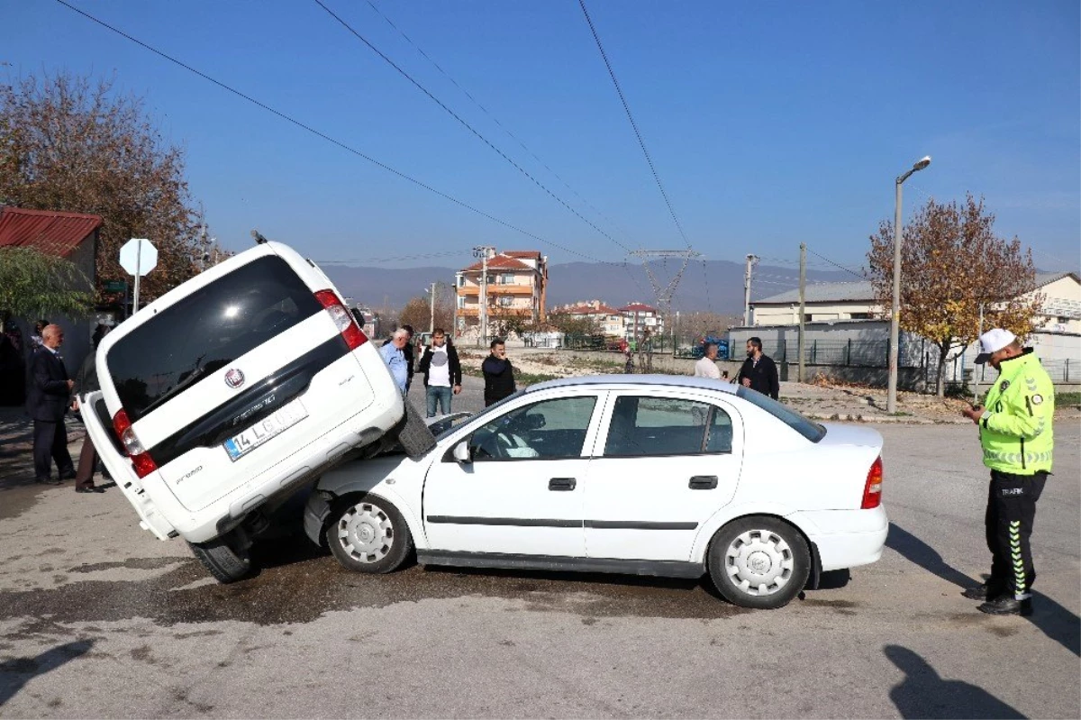 Bolu\'da trafik kazası: 2 yaralı