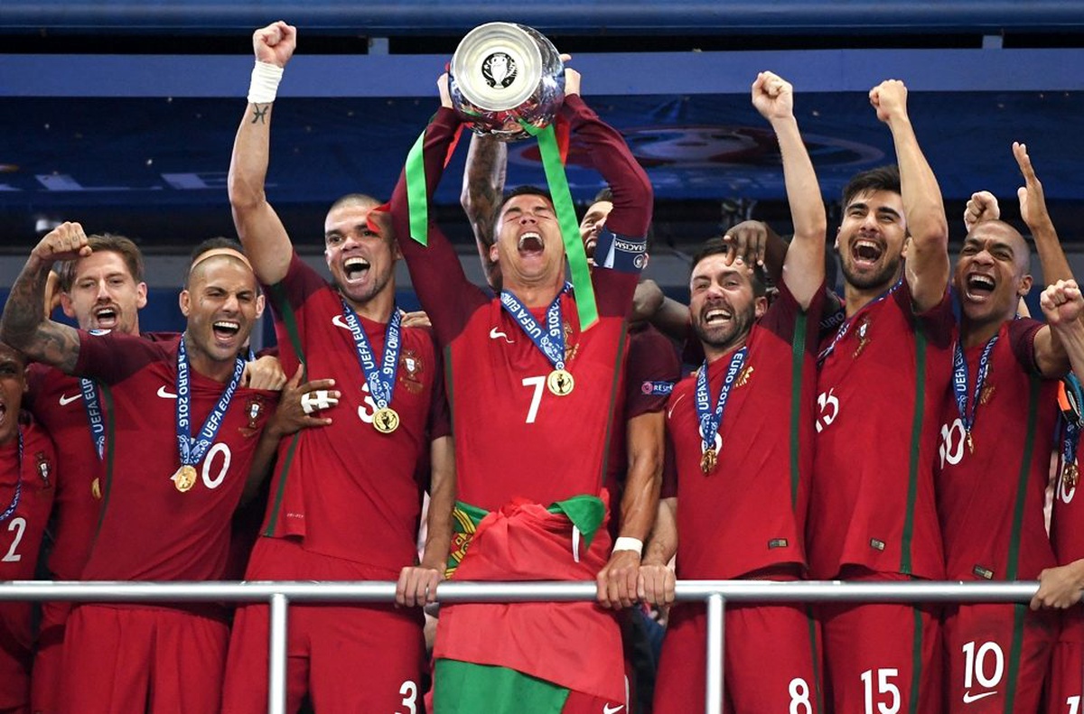 EURO 2020\'yi kazanan ekip, 69 milyon Euro\'yu kasasına koyacak