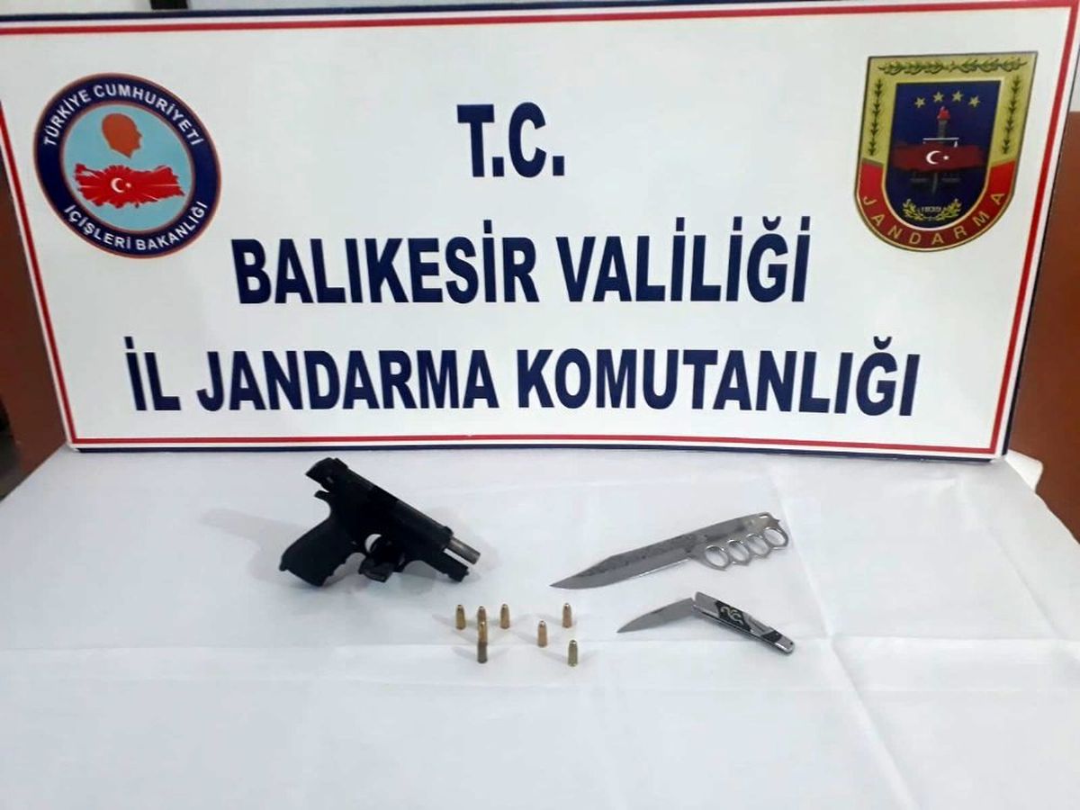 Jandarmadan silah operasyon