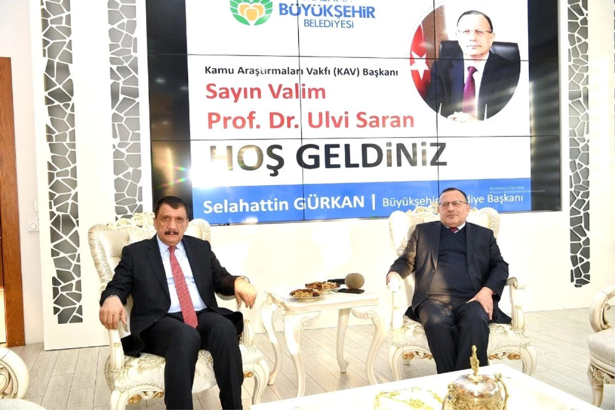 Kamu Araştırmaları Vakfı Başkanı Saran\'dan Başkan Gürkan\'a ziyaret