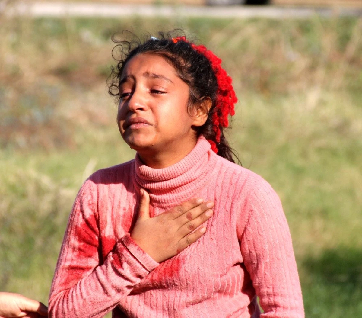 Kardeşini kazada kaybeden kız çocuğu "Annesizlik böyle bir şey" diye ağladı