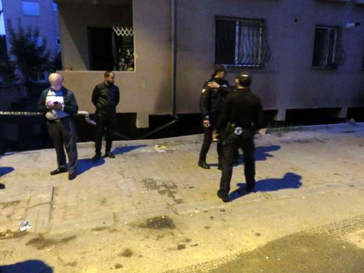 Kartal\'da mobilya atölyesinde çıkan yangında 1 kişi hayatını kaybetti
