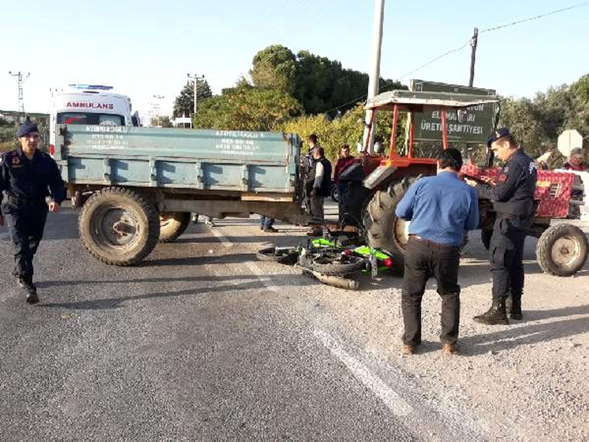 Motosiklet ile traktör çarpıştı: 2 yaralı