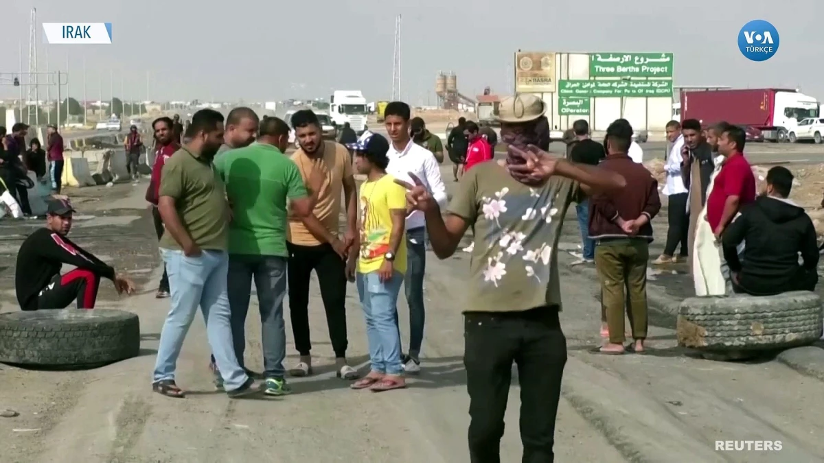 Protestocular Basra\'da Limanın Faaliyetlerini Yeniden Durdurdu