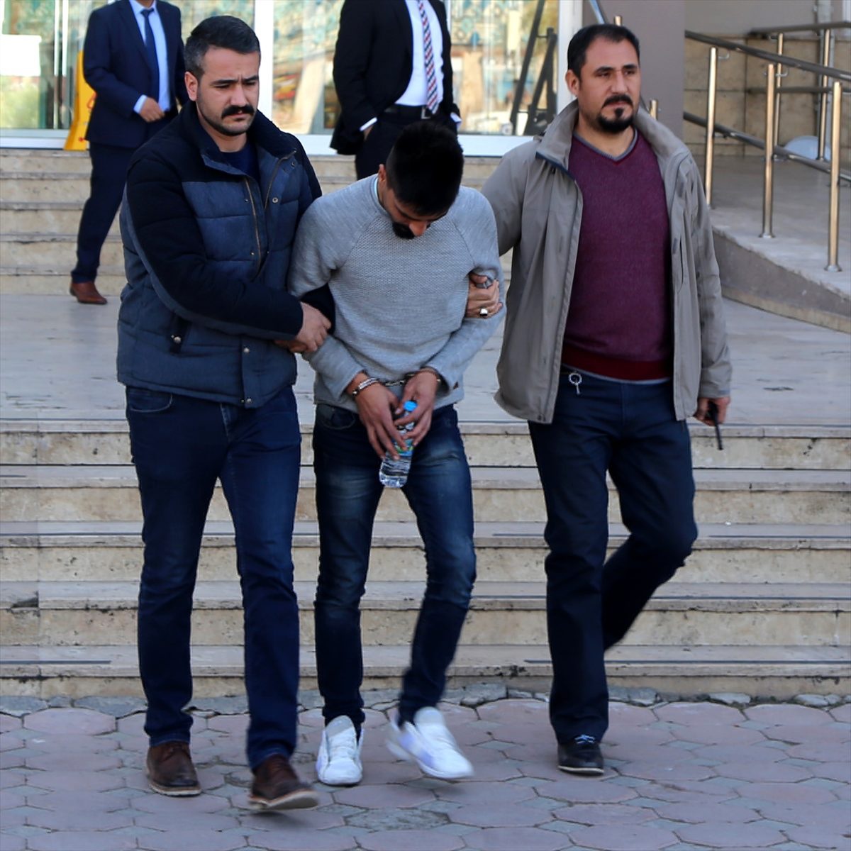Sivas\'ta FETÖ bahanesiyle dolandırıcılık