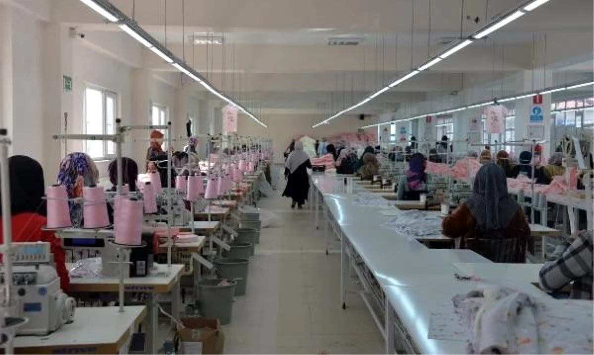 Solhan\'da 460 kadının istihdam edildiği 2 tekstil fabrikası açıldı
