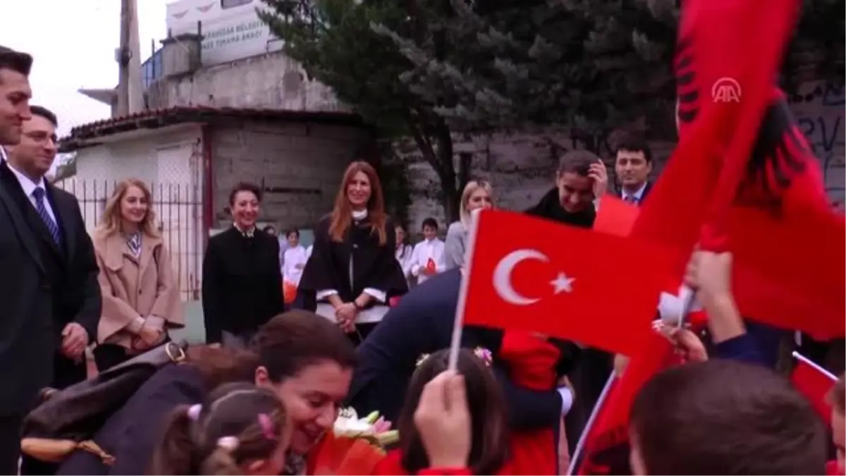 Türkiye\'nin Tiran Büyükelçiliğinden Mustafa Kemal Atatürk Okulu\'na spor alanı