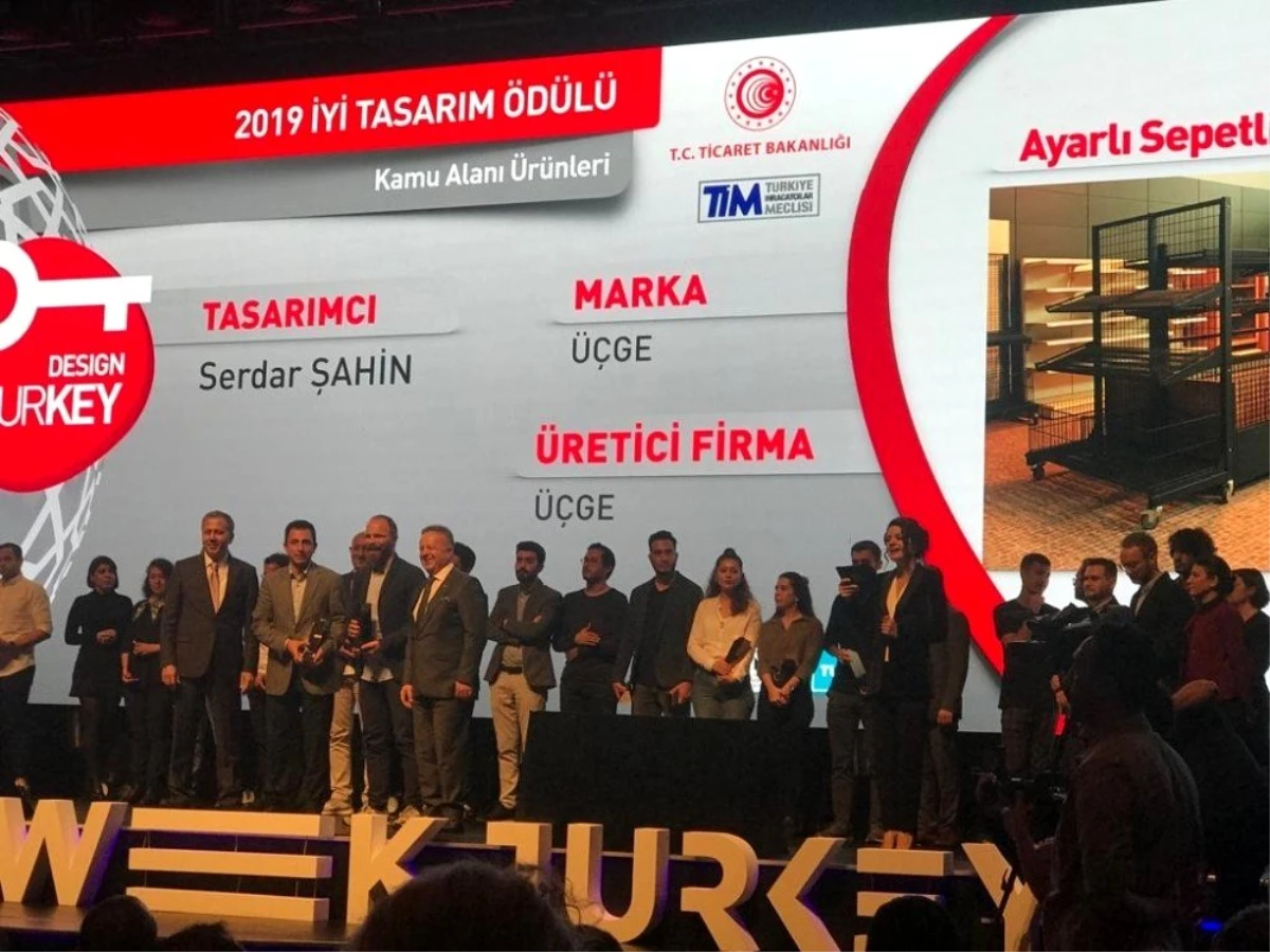 ÜÇGE Saturn raf sistemlerine Design Turkey\'den çifte ödül