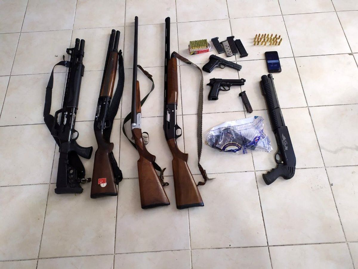 Yaşa dışı silah operasyonu: 24 gözaltı