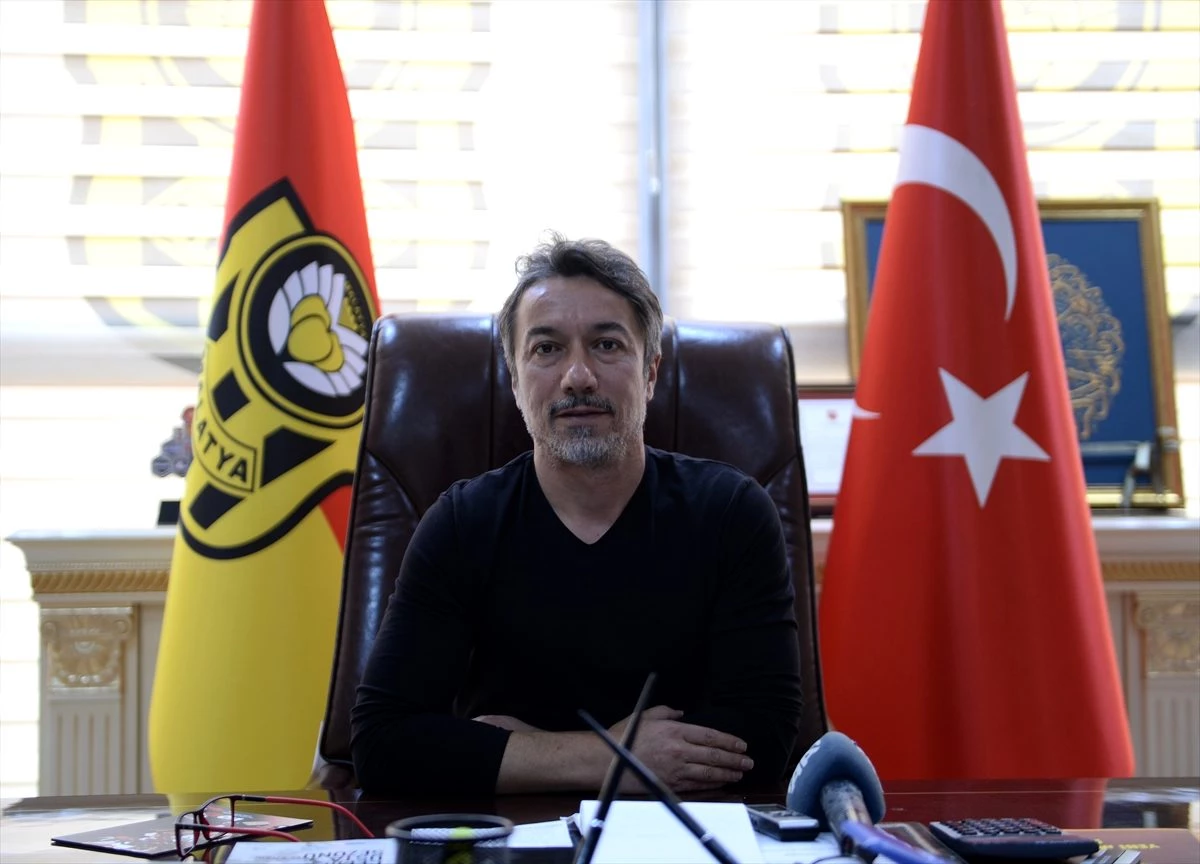 Yeni Malatyaspor Sportif Direktörü Ali Ravcı: "Hedefimiz Fenerbahçe maçını kazanmak"