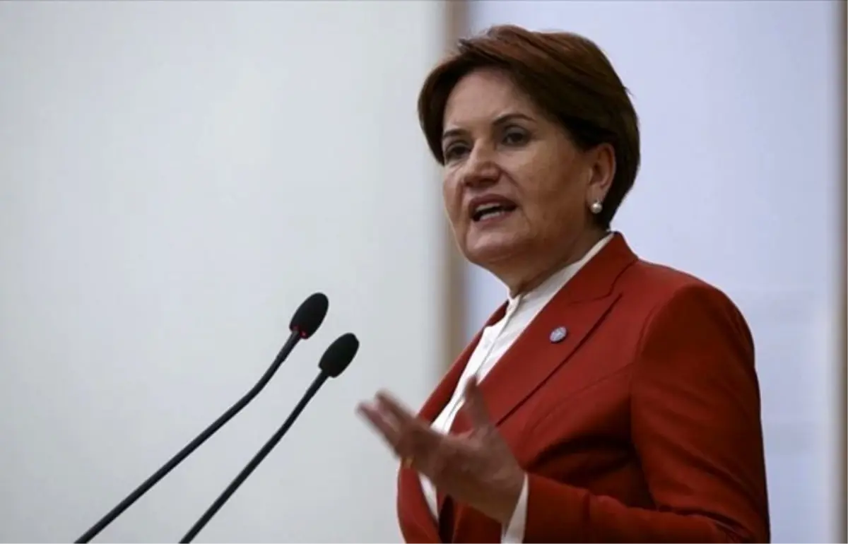 Akşener: Üç gencimizden biri işsiz