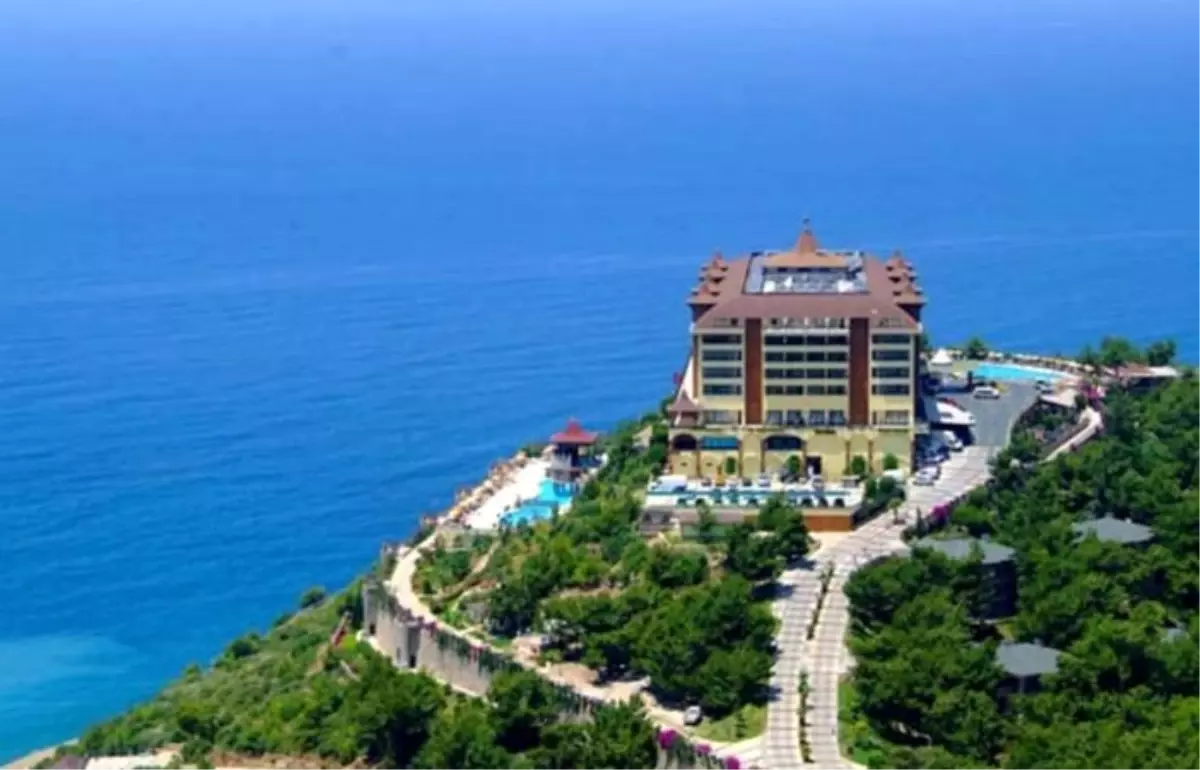 Antalya\'da satılan otel için gözler Beştepe\'de