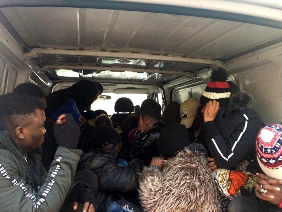 Balıkesir\'de 31 düzensiz göçmen yakalandı