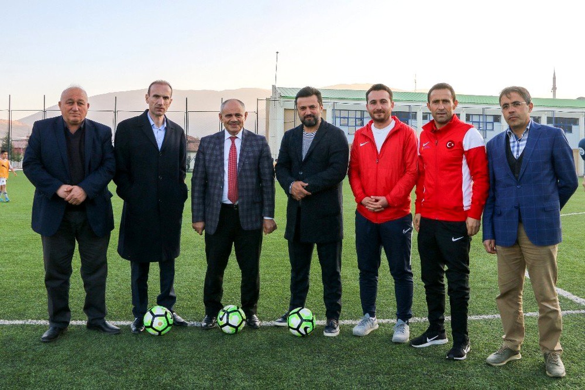 Geleceğin yıldız futbolcuları Yahyalı\'dan yetişecek