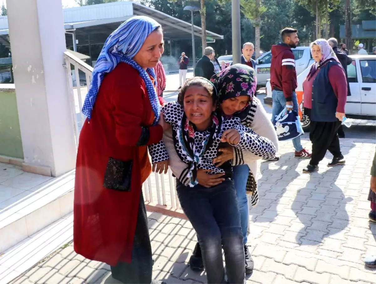 Hatice\'den kendilerini terk eden annesine cenazede tepki