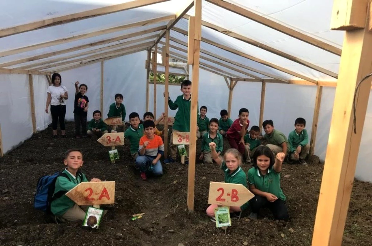 İlkokul öğrencilerinden "Doğaya Dokun"projesi