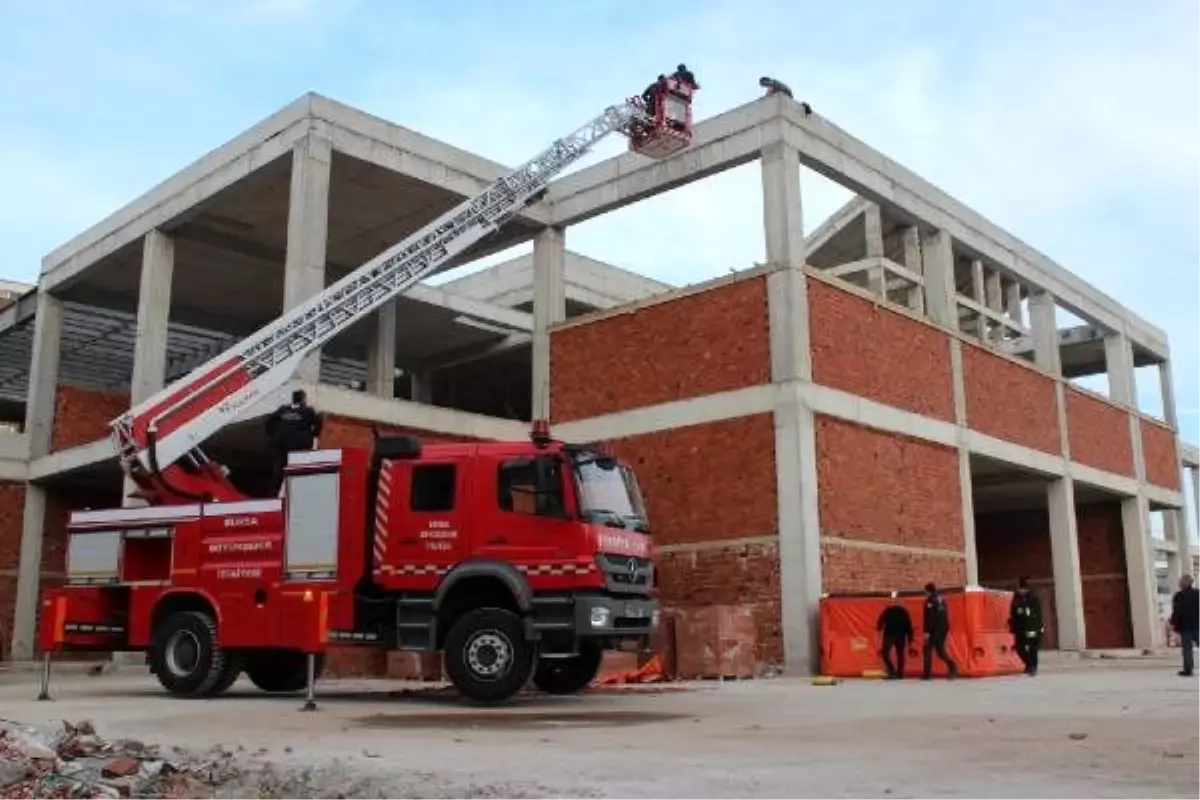 İntihara kalkıştı, kaymakam ve emniyet müdürü para verince vazgeçti