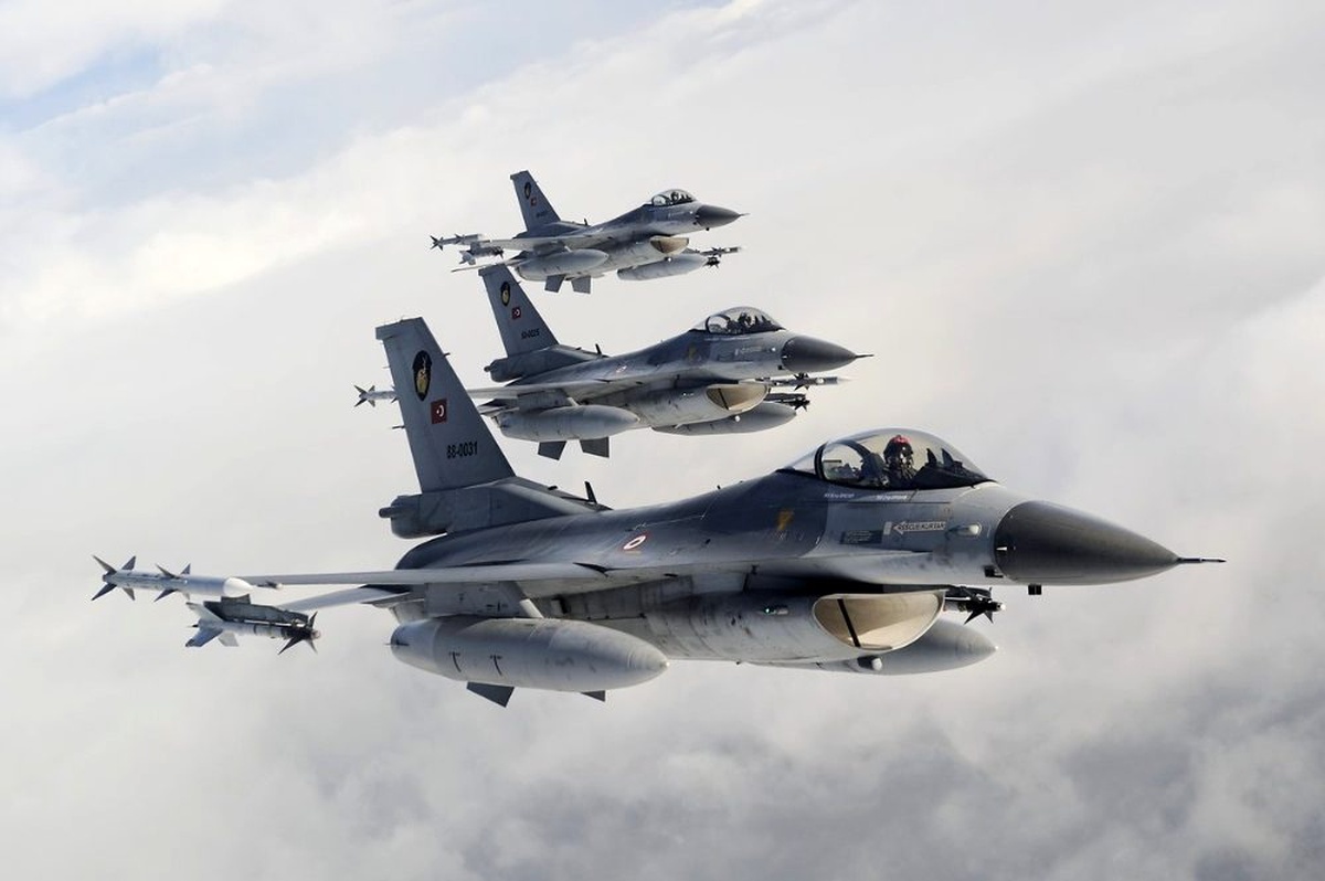 Irak\'ın kuzeyinde 10 terörist etkisiz hale getirildi