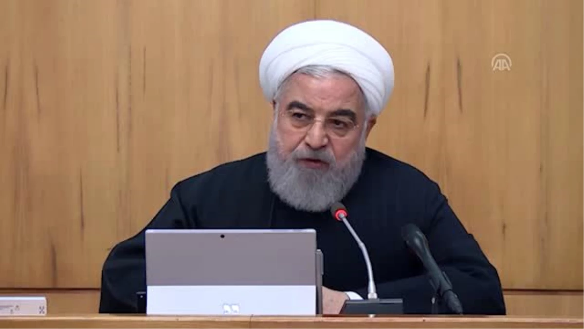 İran Cumhurbaşkanı Ruhani: "Halk tarihi sınavdan başı dik çıktı" (3)