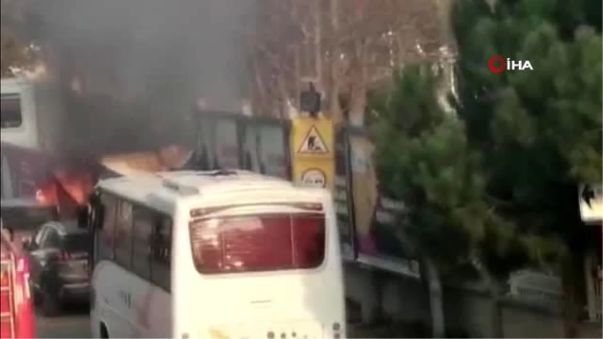 Kadıköy\'de korkutan patlama anı kamerada