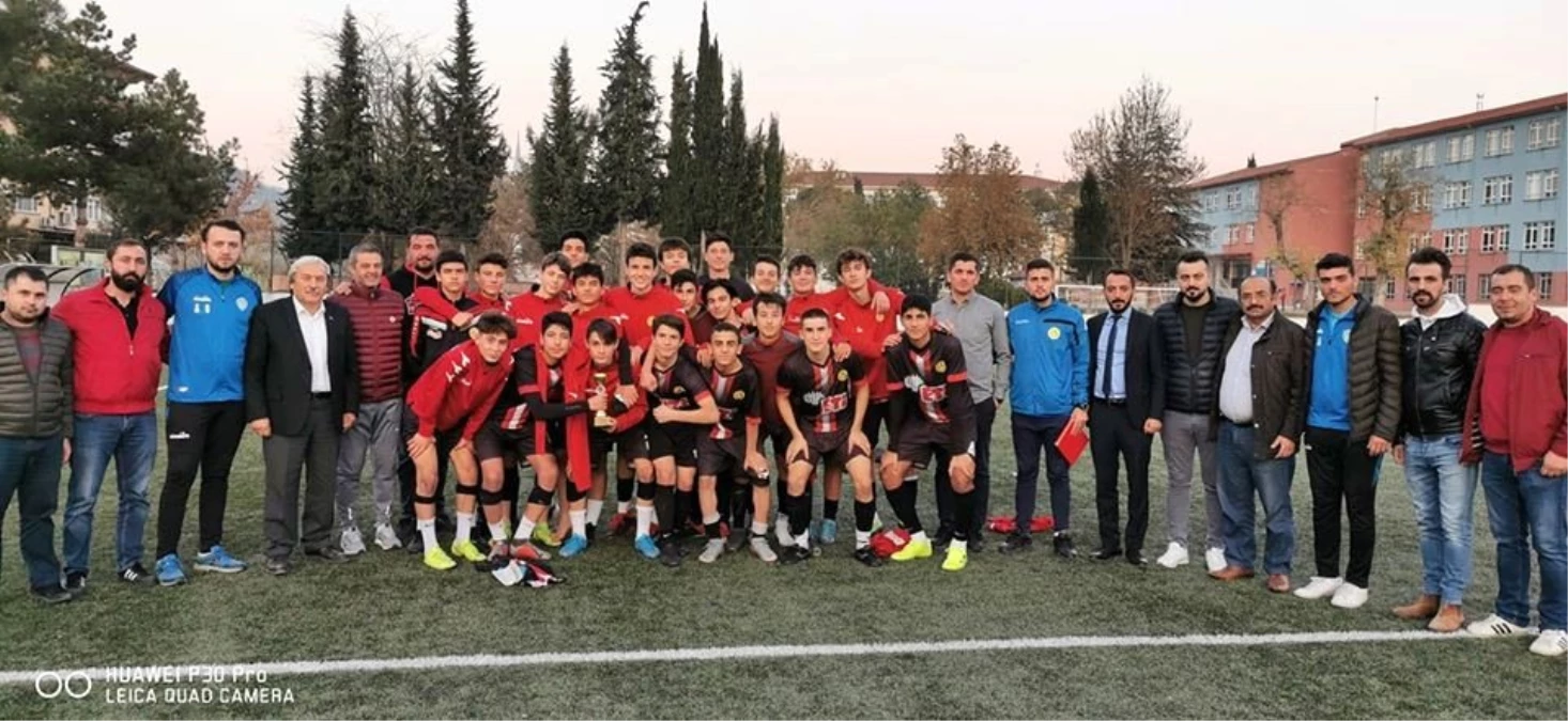 "Lefke Sömestre Cup U17" şampiyonu Eskişehirspor oldu