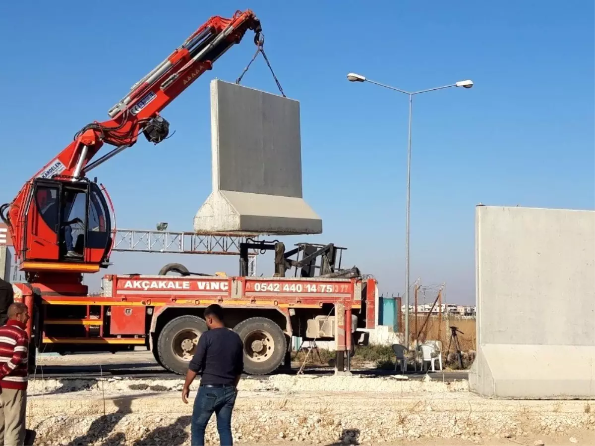 Telabyad Sınır Kapısı yeniden açıldı