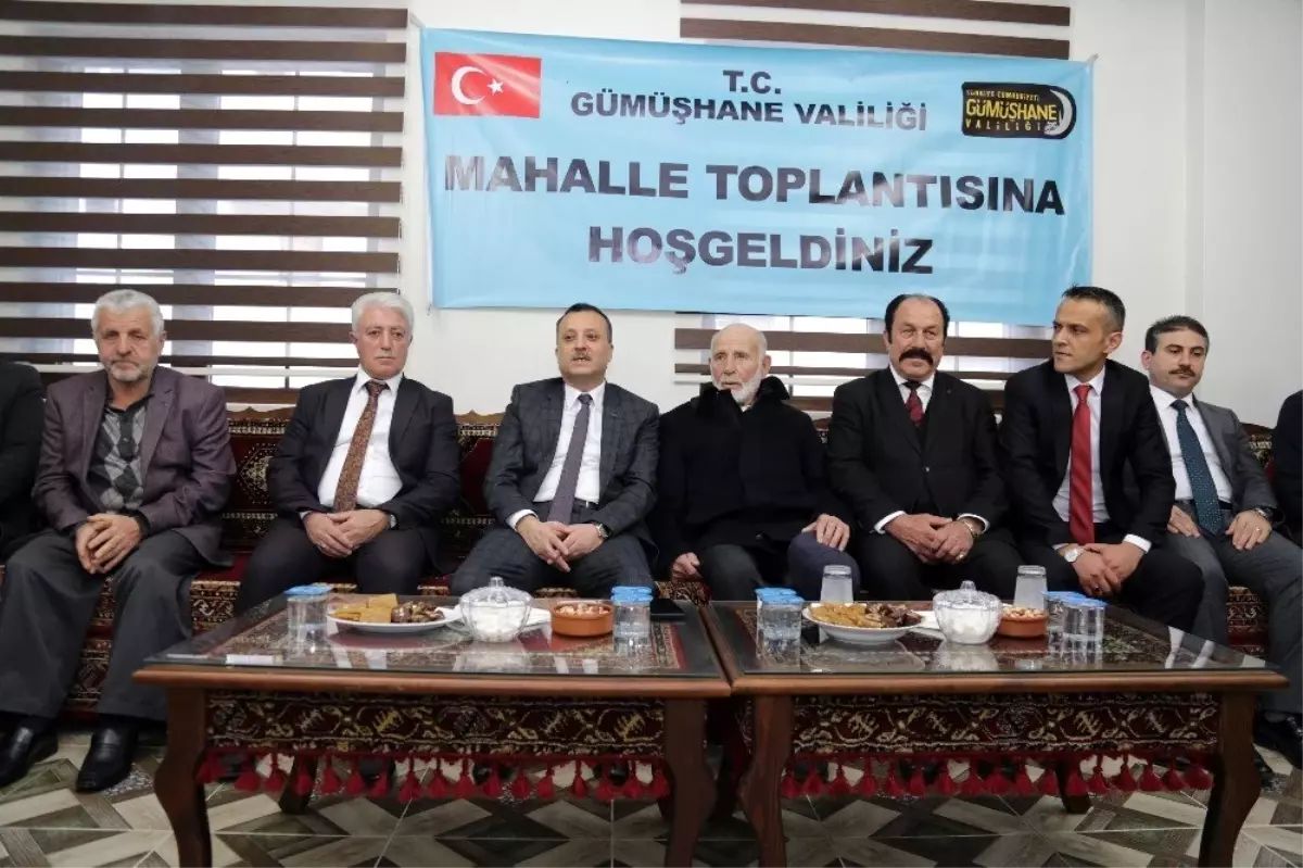 Vali Taşbilek en büyük mahallede vatandaşlarla buluştu