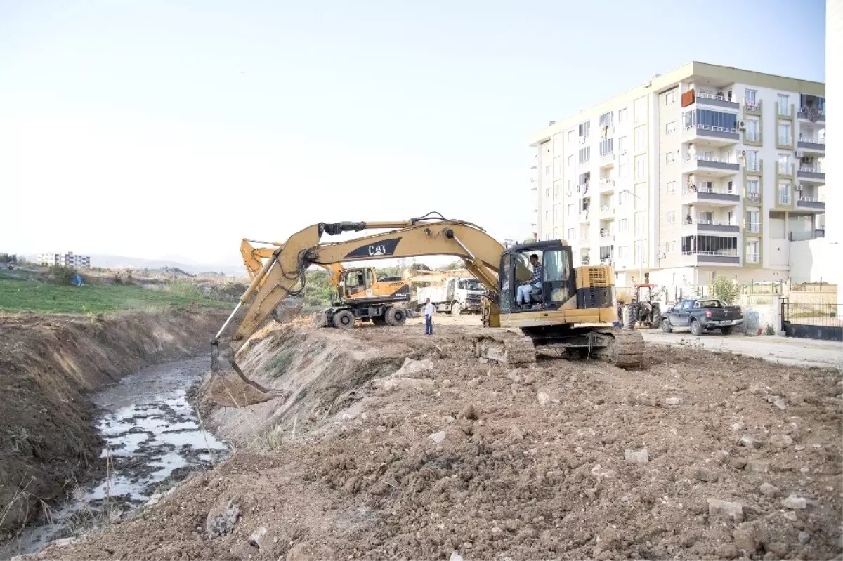 Yalınayak Deresinde temizlik çalışmaları başladı