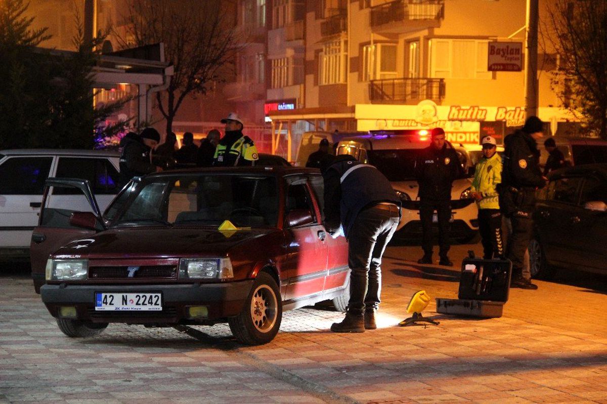 Alkol aldığı arkadaşının boğazını keserek öldürdü
