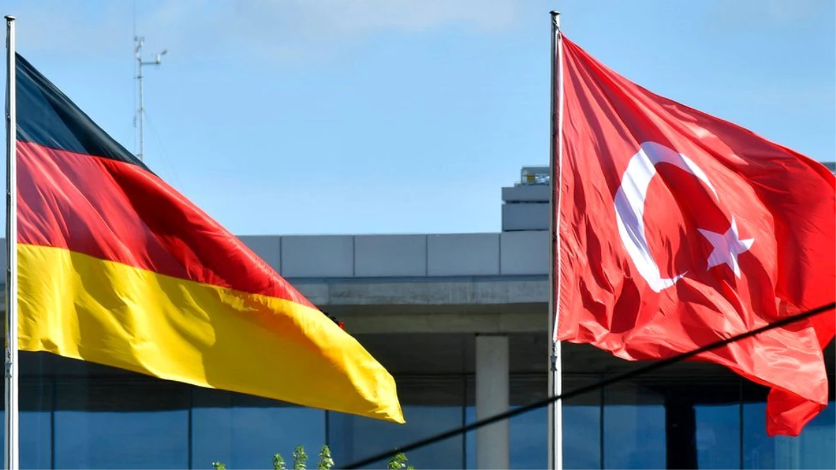 Almanya\'nın Ankara Büyükelçiliği\'nde çalışan Türk avukat casusluk suçlamasıyla gözaltına alındı