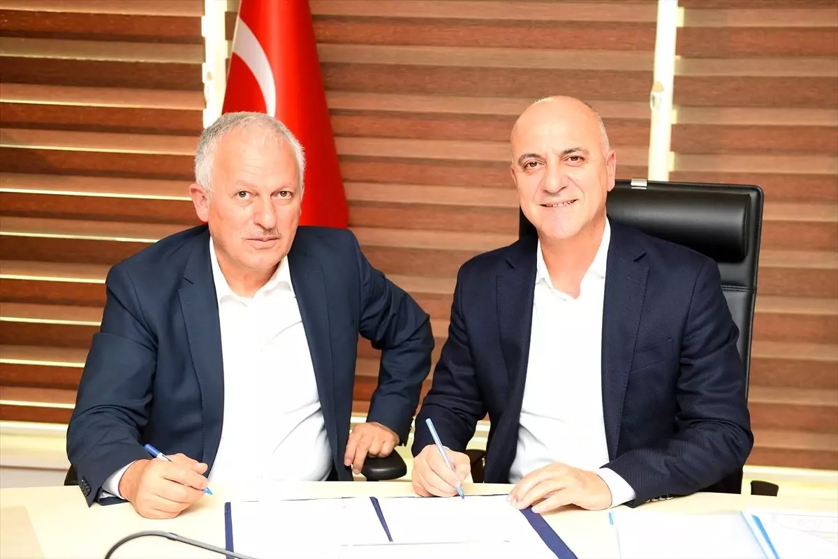 Antalya\'da üniversite sanayi iş birliği