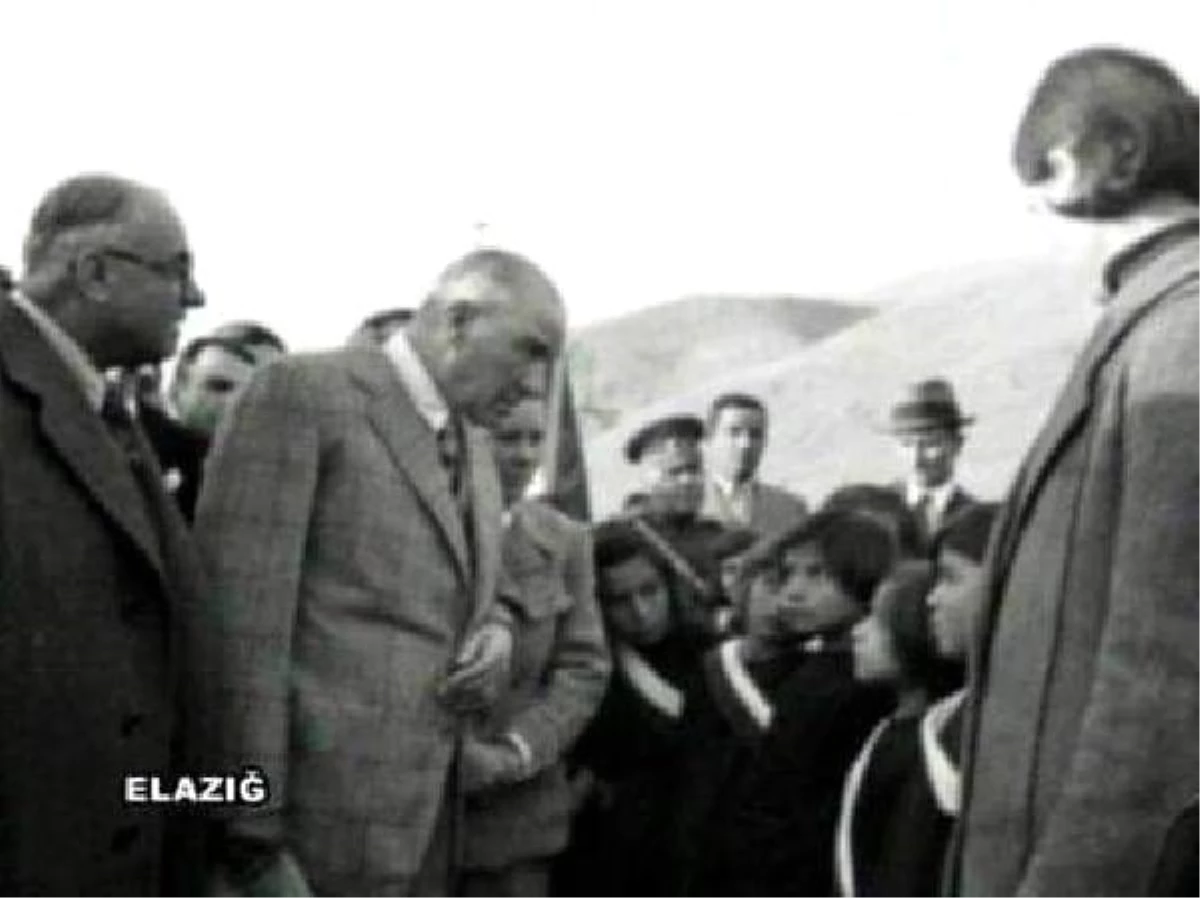 Atatürk\'ün \'Yaşasın asker çocuğu\' dediği Fatma Topal 89 yaşında