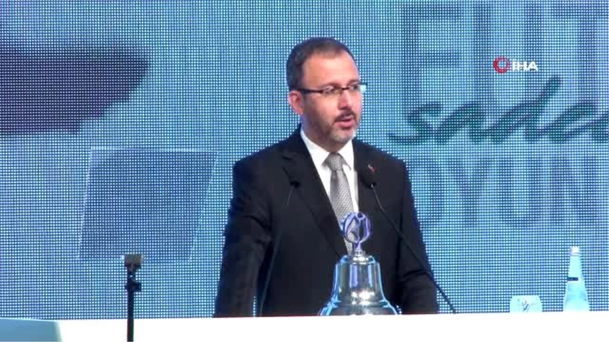 Bakan Kasapoğlu: "Seyircilerimizi tartışma ve kavgadan uzak tutmalıyız" -2-