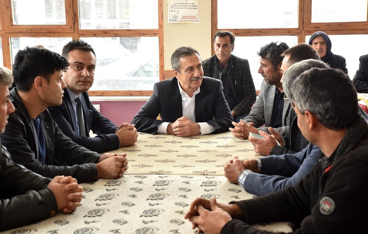 Başkan Ataç Çeltik\'te Vatandaşlarla Buluştu