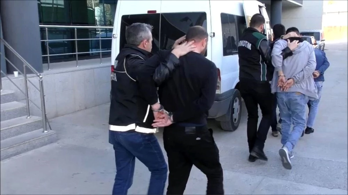 Bursa\'da uyuşturucu operasyonu: 17 gözaltı