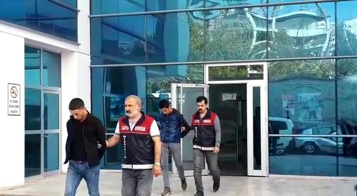 Camide dua ettikten sonra hırsızlık yapan şahıslar tutuklandı