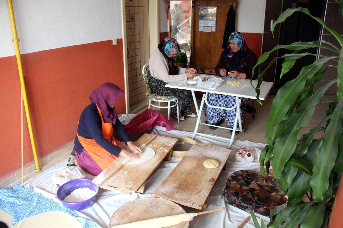 Develi\'de erişte kesimi başladı
