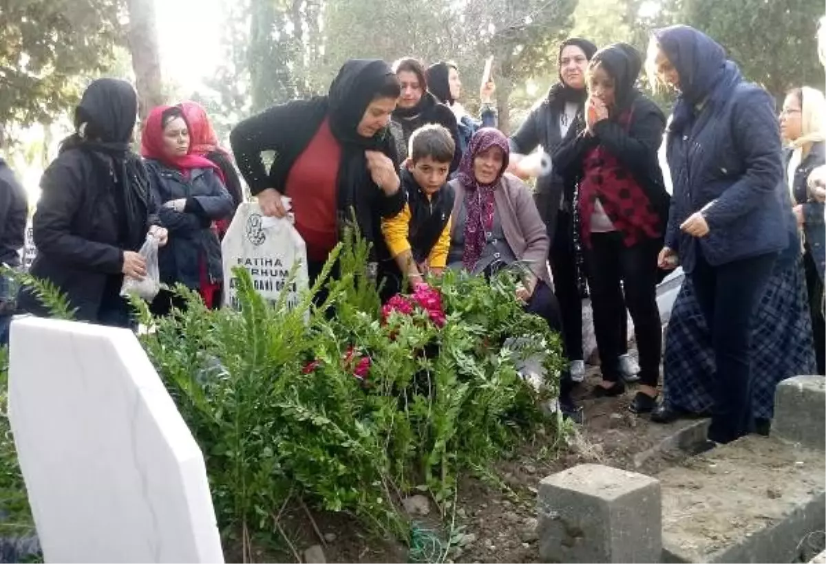 İkinci kattaki evinin penceresinden düşüp öldü