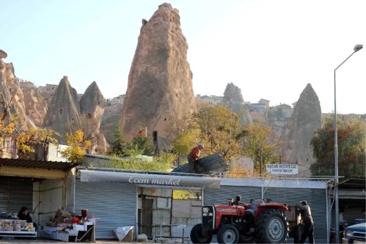 Kapadokya\'da doğal yapıyı bozan 41 iş yeri yıkıldı