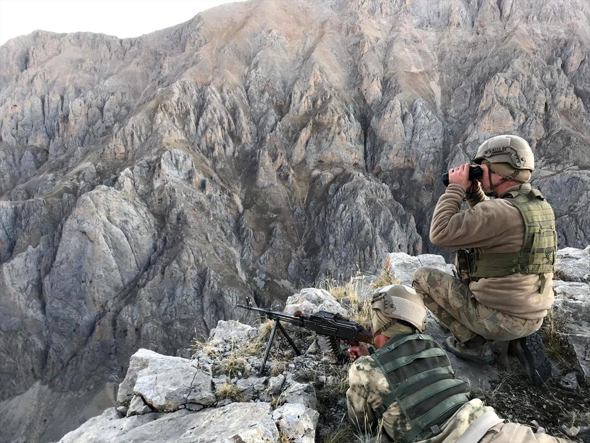 "Kıran-4" operasyonunda terör örgütünün kış üslenmesine ağır darbe
