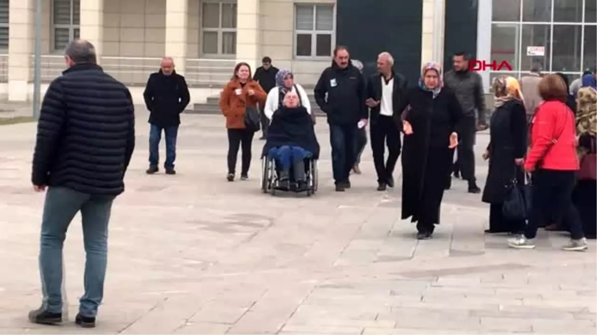 Konya ölümden dönen anne, iki kızının katilini karşısında görünce gözyaşı döktü